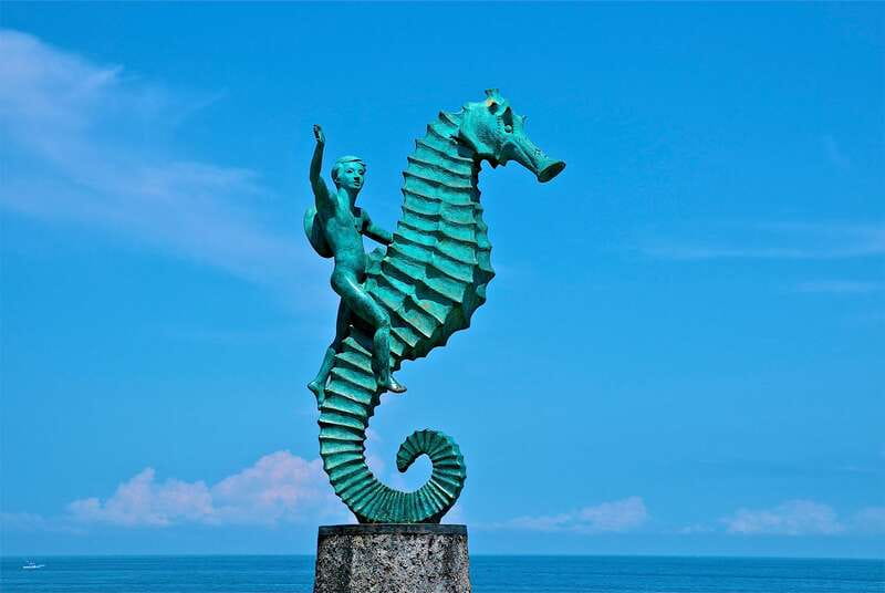 360 Puerto Vallarta City Tour with Lunch - Church of Our Lady of Guadalupe: the landmark with real weight