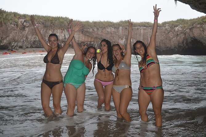 Catamaran Islas Marietas - Snorkel & Open Bar - Snorkeling and paddle time at Islas Marietas: how to make the most of it