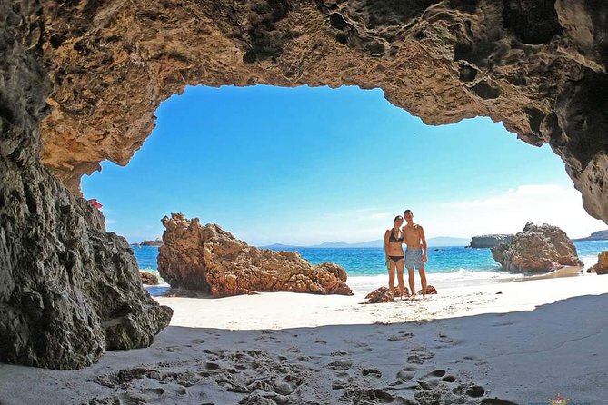 Catamaran Islas Marietas - Snorkel & Open Bar - What to wear and pack: the stuff that keeps the day pleasant